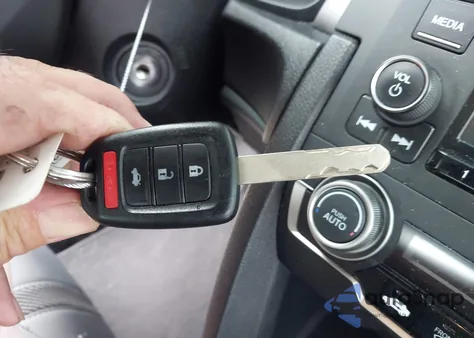 2016 Honda Civic Lx z USA, uszkodzony, nr VIN 19XFC2F57GE234945